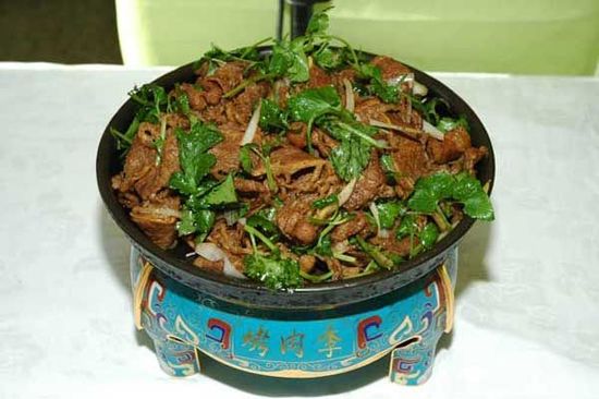 聚德华天烤肉季